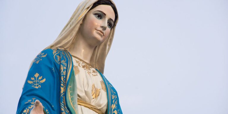Oración cristiana a la Virgen María